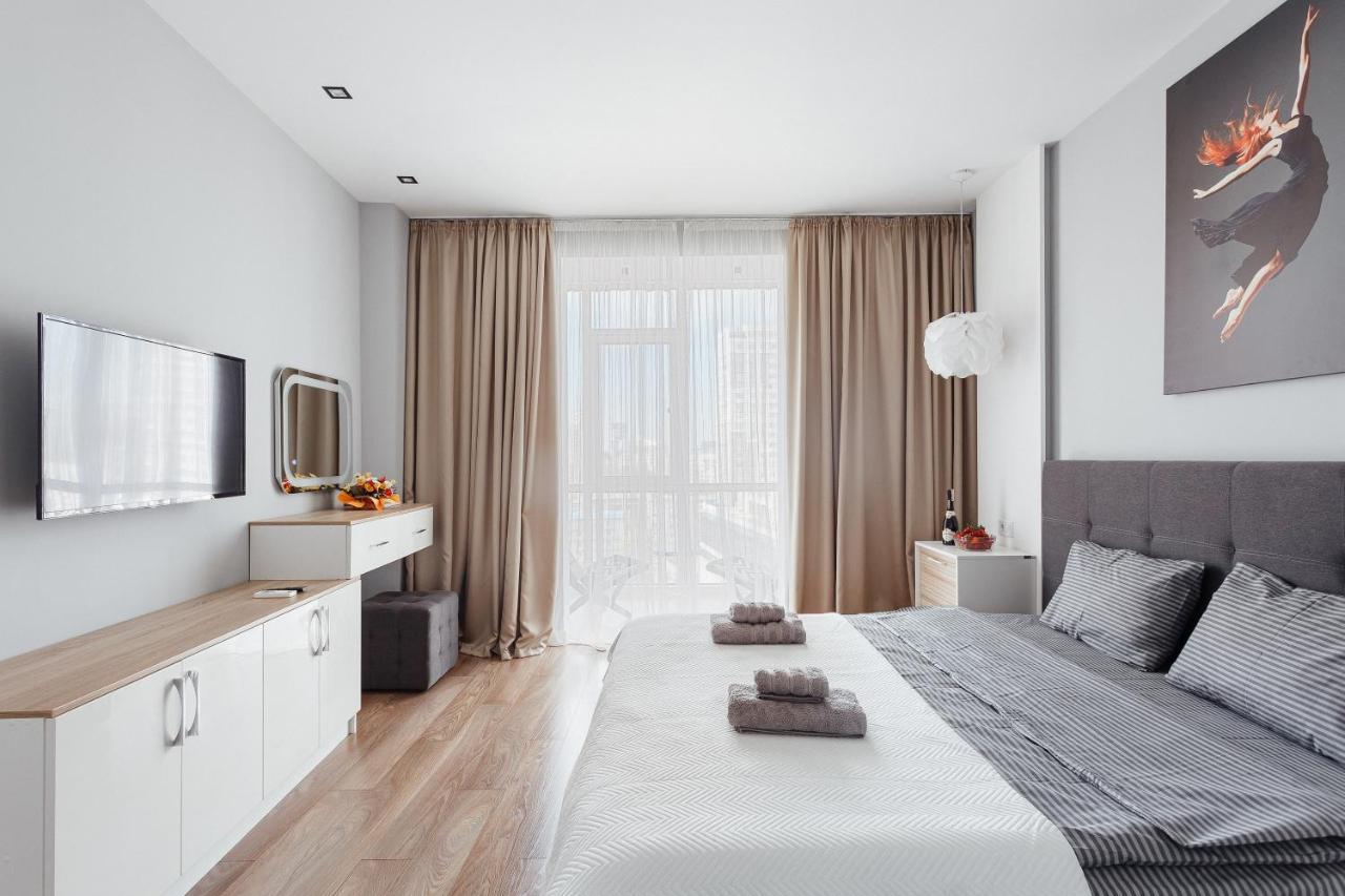 White Apartments Odessa Ngoại thất bức ảnh